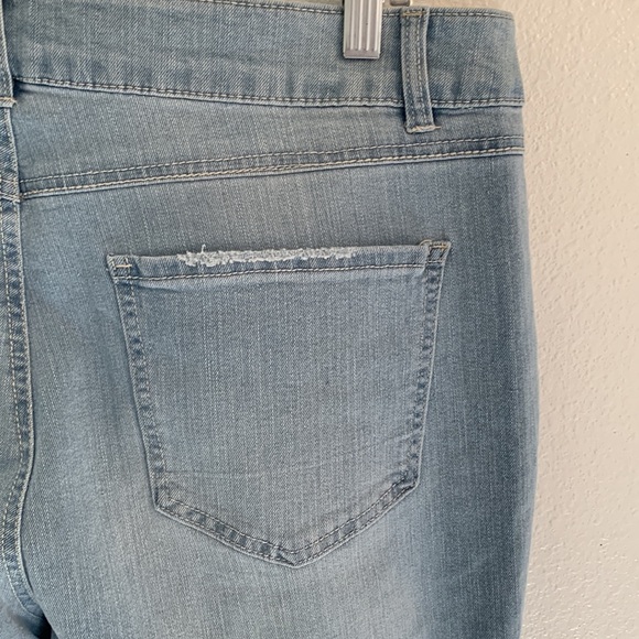 d.jeans Recycled Denim High Waist Cuffed Girlfriend Ankle Size 16 NWT - Picture 8 of 14